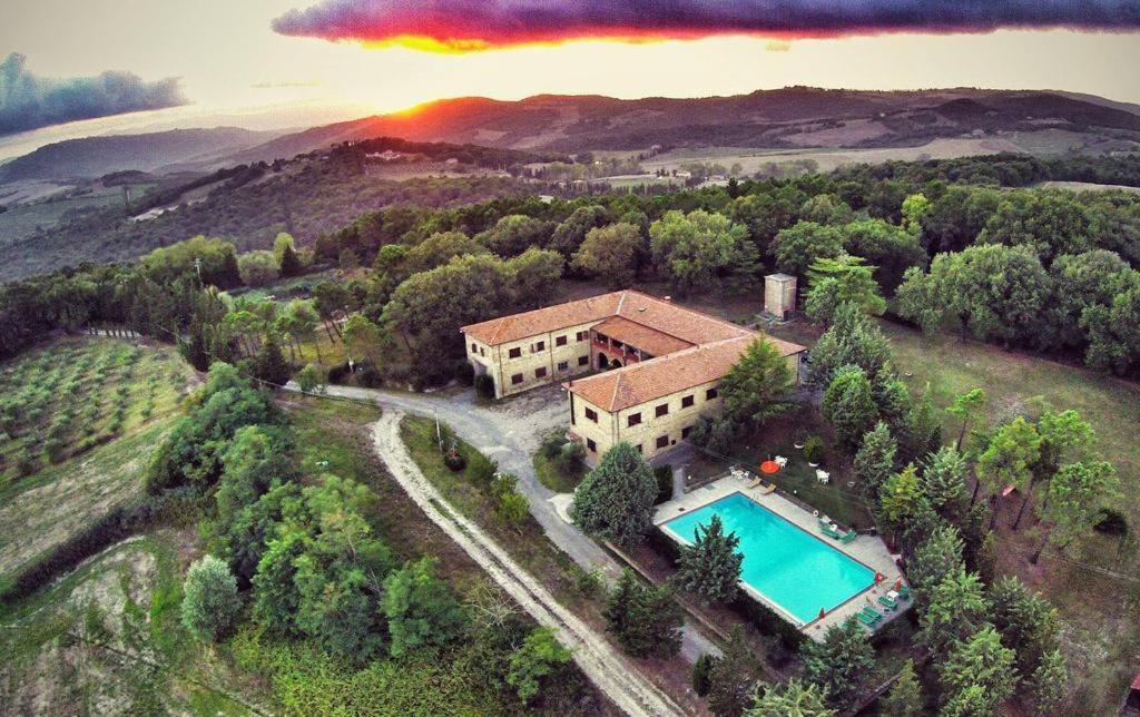 Yellowstone In Chianti Resort E Pool San Gimignano Exterior foto